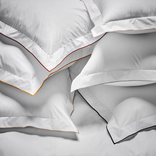 Rolinho negro Almohada