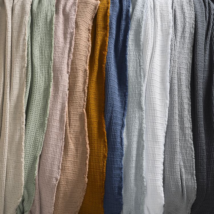 Nasa Colcha beige oscuro