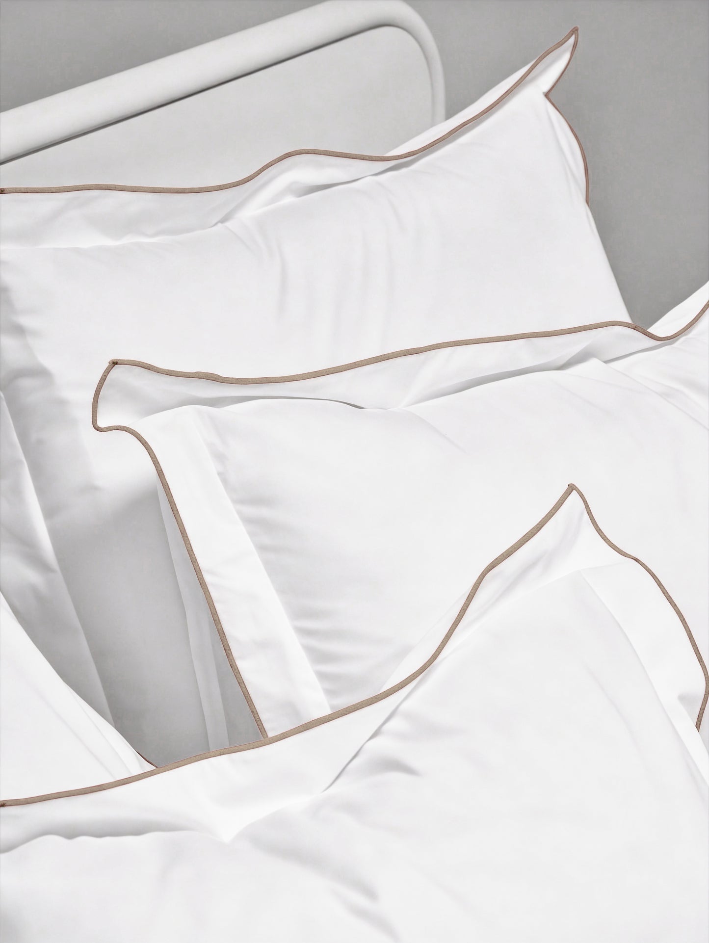 Rolinho negro Almohada